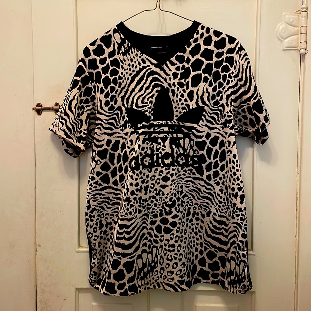 Adidas animal print T